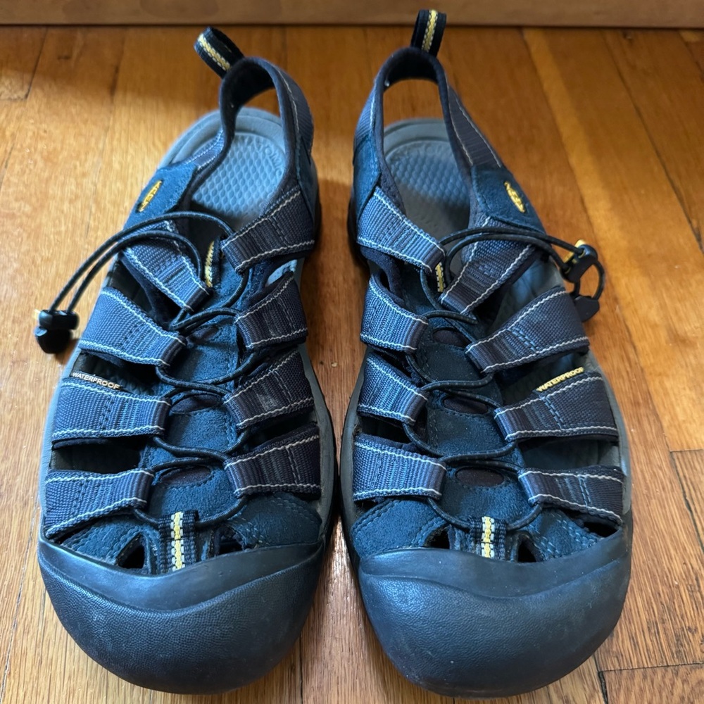 KEEN Newport H2 Men's Hybrid Hiking Water Sandals